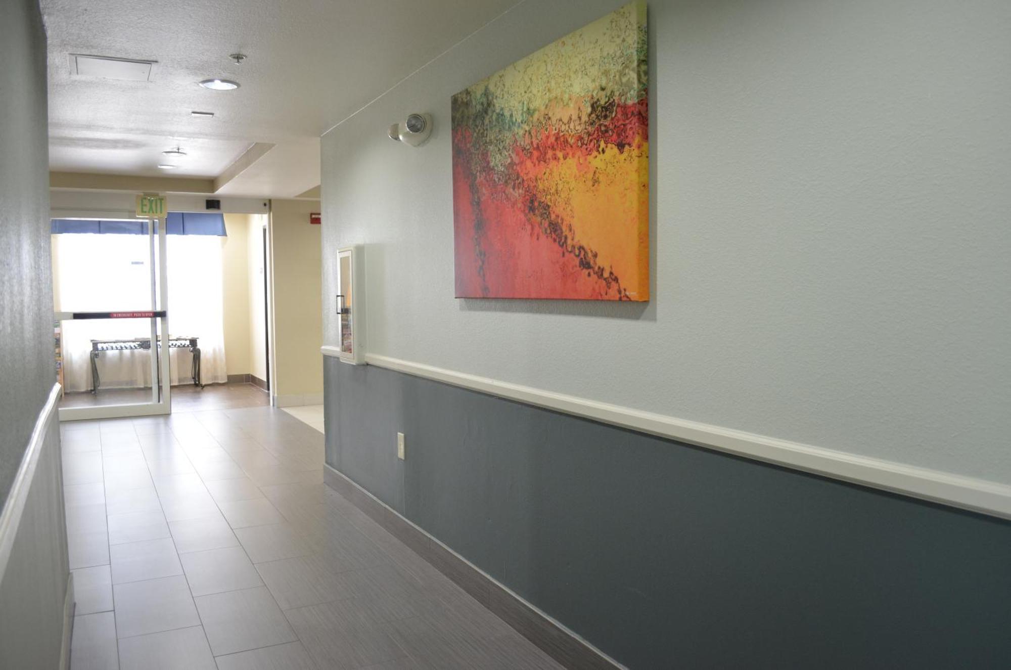 Super 8 By Wyndham Irving/Dfw Apt/North Exterior photo