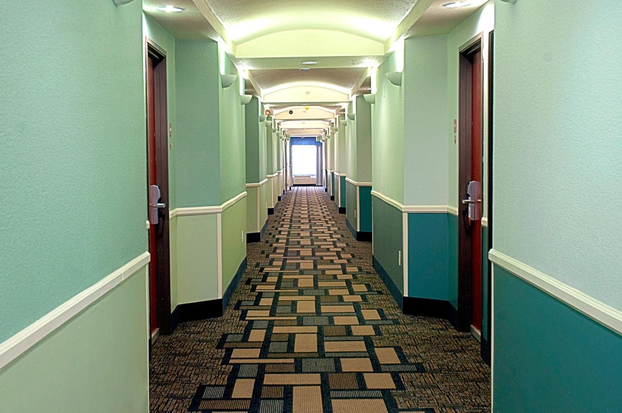 Super 8 By Wyndham Irving/Dfw Apt/North Exterior photo